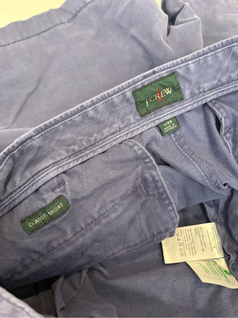 J. Crew Men's Blue Flat-Front Classic Shorts 33